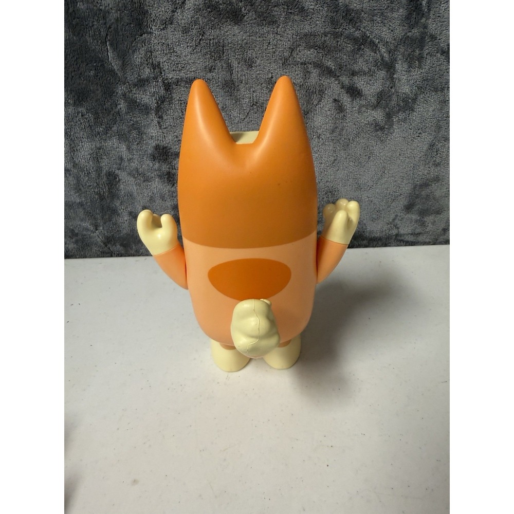 Bluey Chat Mates Bingo Talking Action Figure - 2025 Edition - Picture 3 of 5